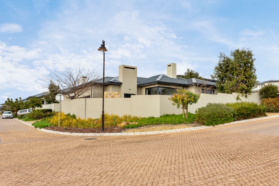 To Let 3 Bedroom Property for Rent in Clara Anna Fontein Western Cape